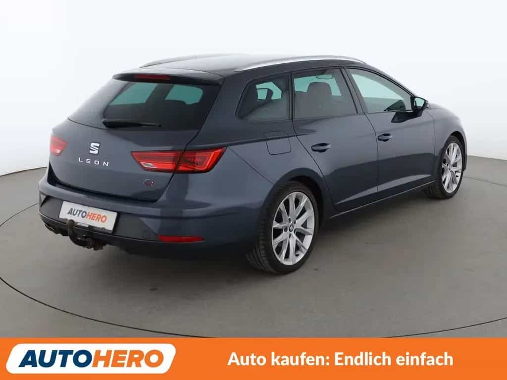 Seat Leon 1.5 TSI ACT FR *LED*TEMPO*PDC*AHK*NAVI* 08/2020-photo-5
