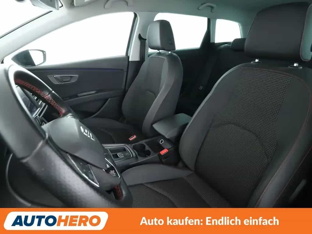 Seat Leon 1.5 TSI ACT FR *LED*TEMPO*PDC*AHK*NAVI* 08/2020-photo-9