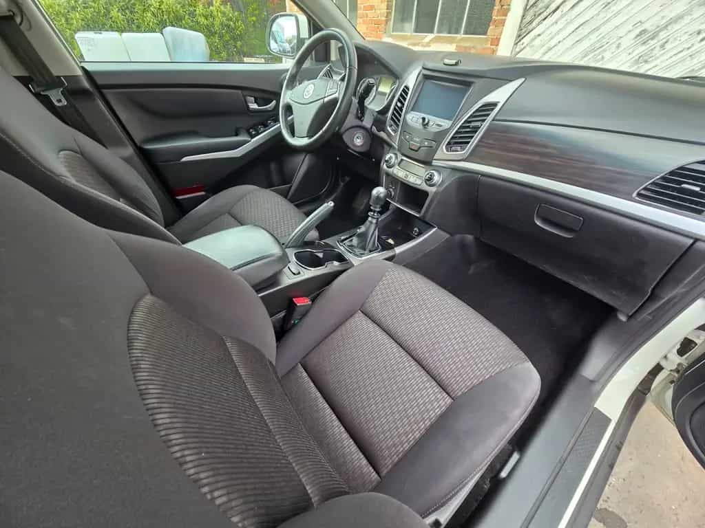 Ssangyong Korando 2.0 e-XGi 200 Crystal 2WD 01/2017-photo-2