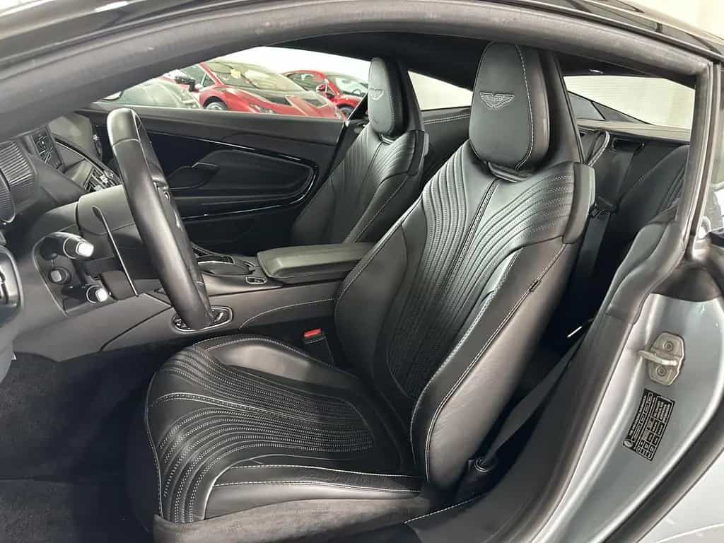 Aston Martin DB11 V 12/1.Hd/SpecialColor/BlackPack/ 10/2018-photo-11