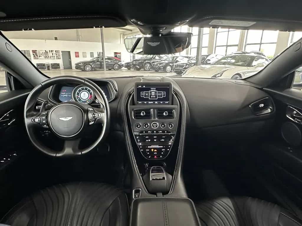 Aston Martin DB11 V 12/1.Hd/SpecialColor/BlackPack/ 10/2018-photo-15