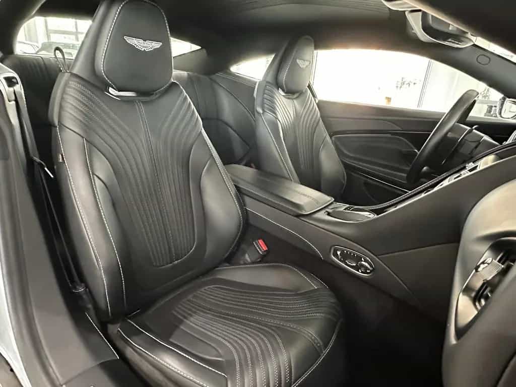 Aston Martin DB11 V 12/1.Hd/SpecialColor/BlackPack/ 10/2018-photo-18