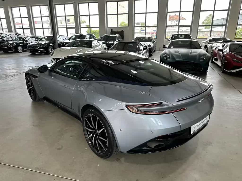Aston Martin DB11 V 12/1.Hd/SpecialColor/BlackPack/ 10/2018-photo-7
