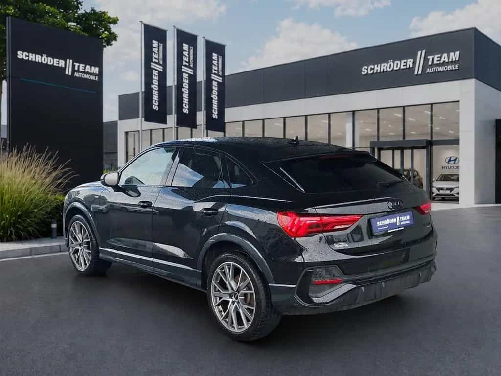 Audi Q3 Sportback 40 TFSI quattro S line Matrix ACC R 05/2023-photo-2