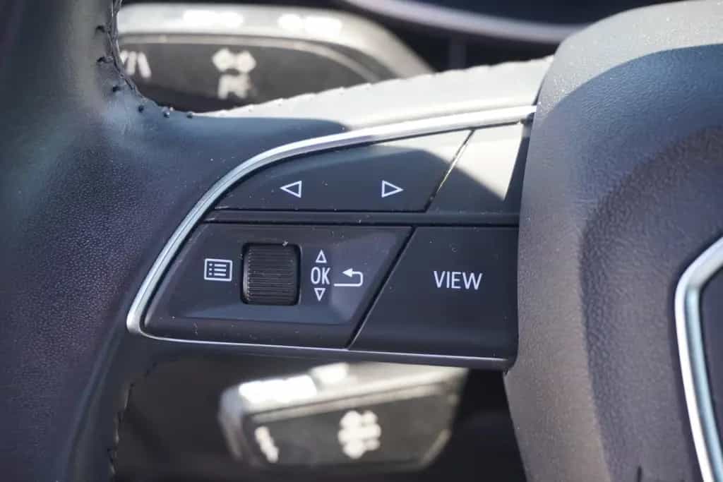 Audi Q3 35 1.5 TFSI LED Navi ACC AHK el. Heckklappe 04/2019-photo-30