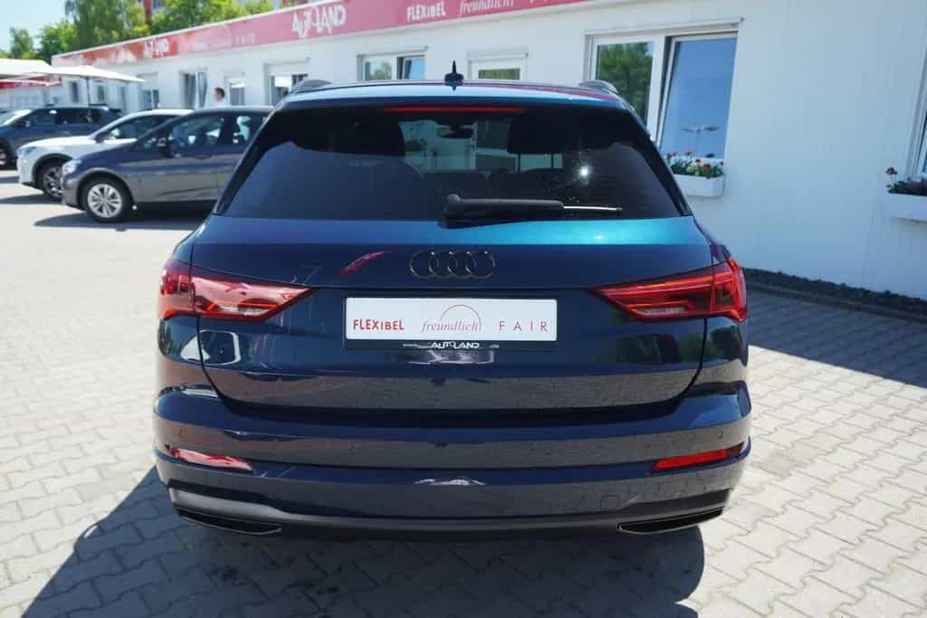 Audi Q3 35 1.5 TFSI LED Navi ACC AHK el. Heckklappe 04/2019-photo-4