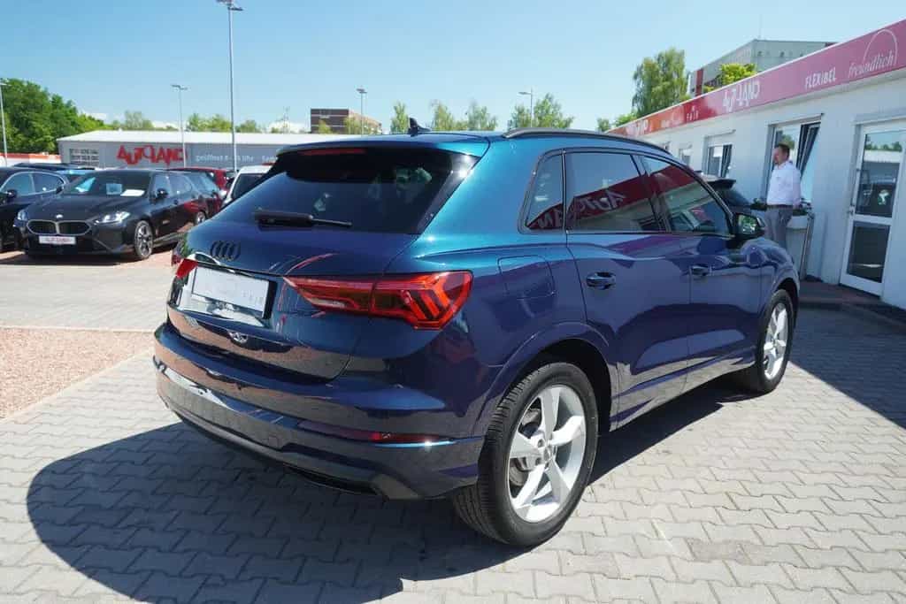 Audi Q3 35 1.5 TFSI LED Navi ACC AHK el. Heckklappe 04/2019-photo-5