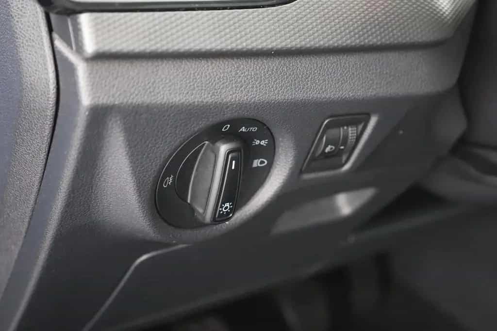 Skoda Kamiq 1.5 TSI Ambition LED Virtual Cockpit AHK 02/2020-photo-20