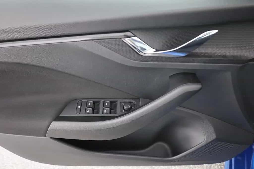 Skoda Kamiq 1.5 TSI Ambition LED Virtual Cockpit AHK 02/2020-photo-21