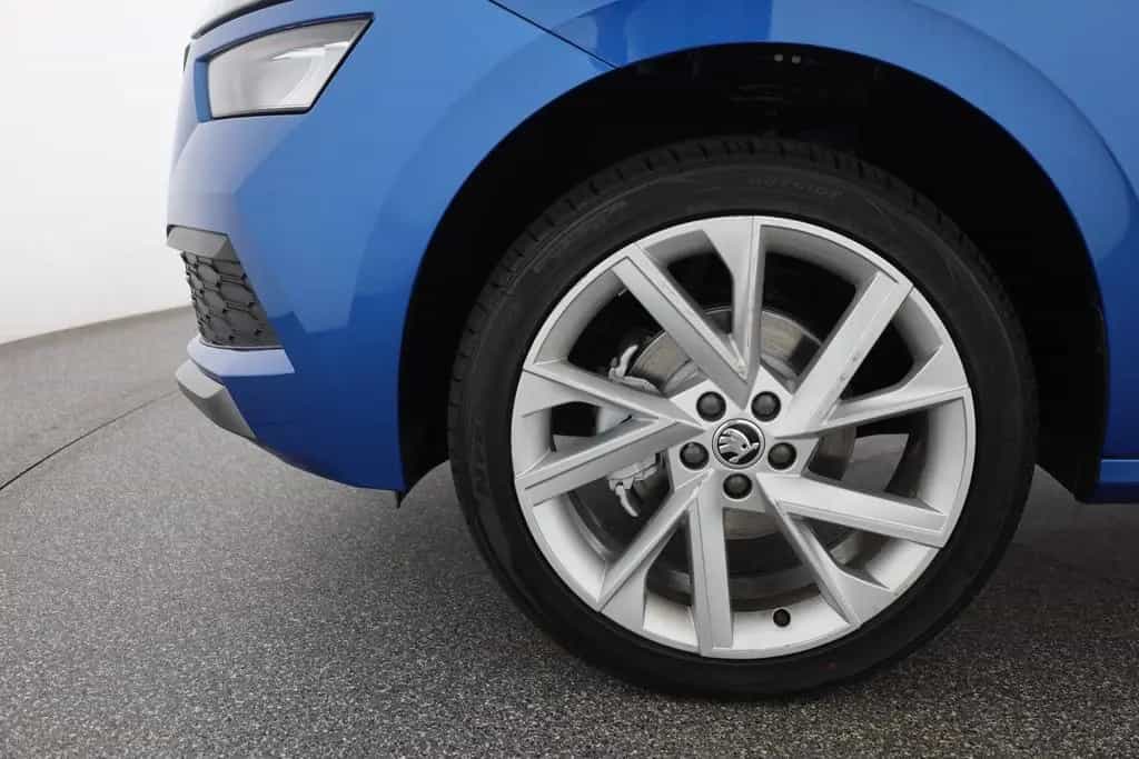 Skoda Kamiq 1.5 TSI Ambition LED Virtual Cockpit AHK 02/2020-photo-32