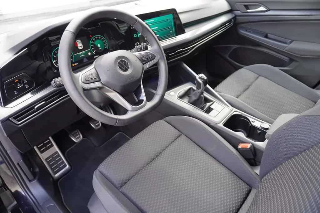Volkswagen Golf VIII 1.5 16V TSI United LED Standheizung 11/2020-photo-10