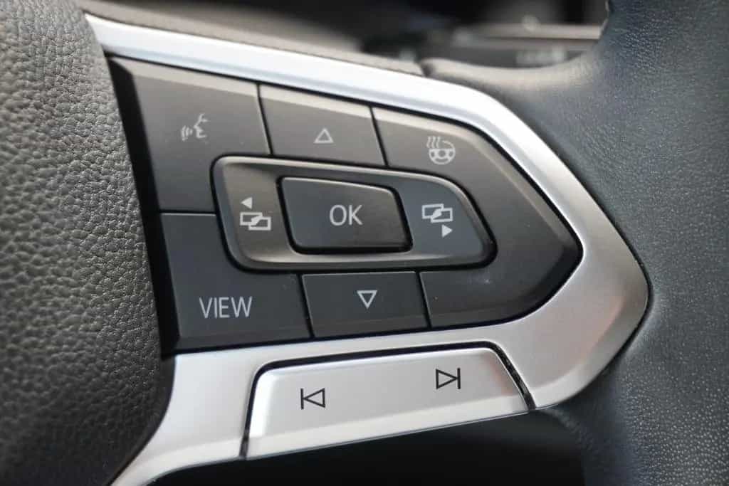 Volkswagen Golf VIII 1.5 16V TSI United LED Standheizung 11/2020-photo-27