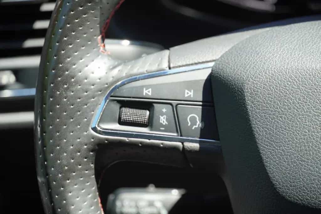 Seat Leon ST 1.5 FR LED ACC Virtual Cockpit Panorama 09/2020-photo-14