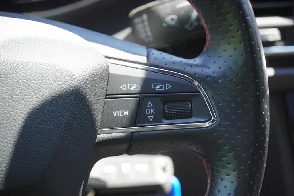 Seat Leon ST 1.5 FR LED ACC Virtual Cockpit Panorama 09/2020-photo-15