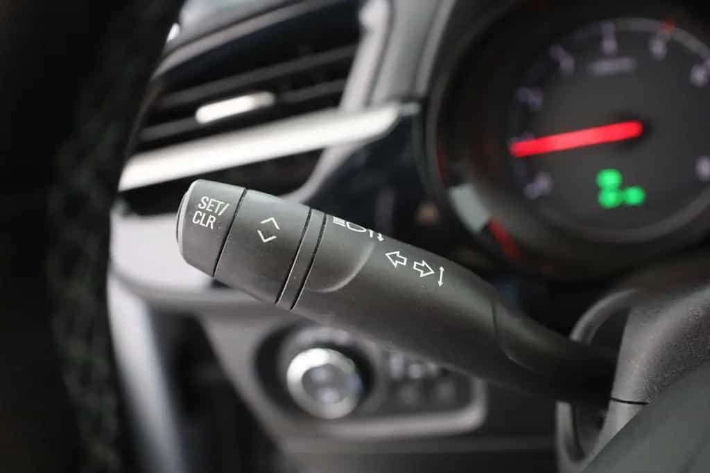 Opel Corsa F 1.2 Turbo LED IntelliLink Sitzheizung 10/2020-photo-17