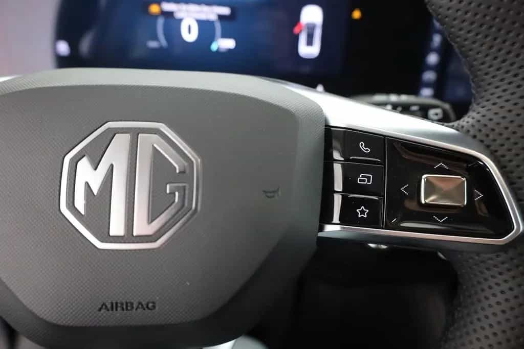 MG HS 1.5 T-GDI Luxury Aut. LED ACC Navi 360° 12/2024-photo-15