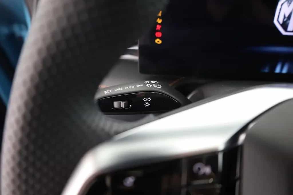 MG HS 1.5 T-GDI Luxury Aut. LED ACC Navi 360° 12/2024-photo-17
