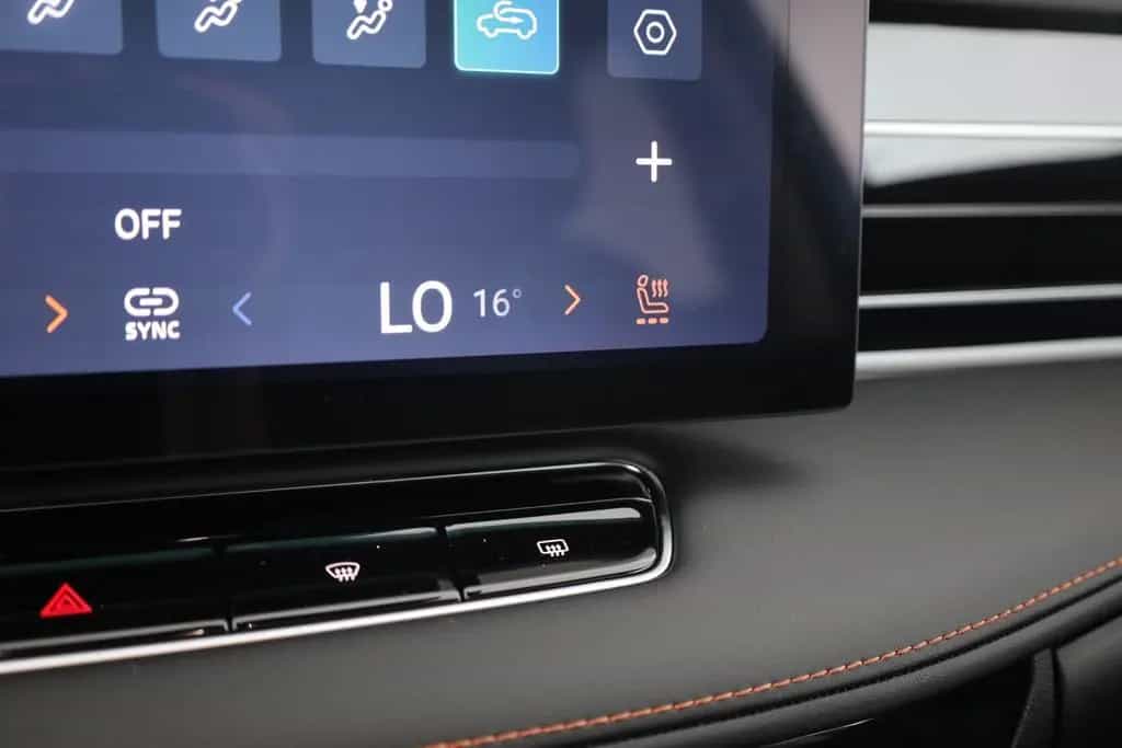 MG HS 1.5 T-GDI Luxury Aut. LED ACC Navi 360° 12/2024-photo-24
