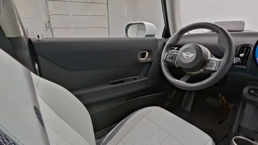 MINI Cooper S 03/2025-photo-10