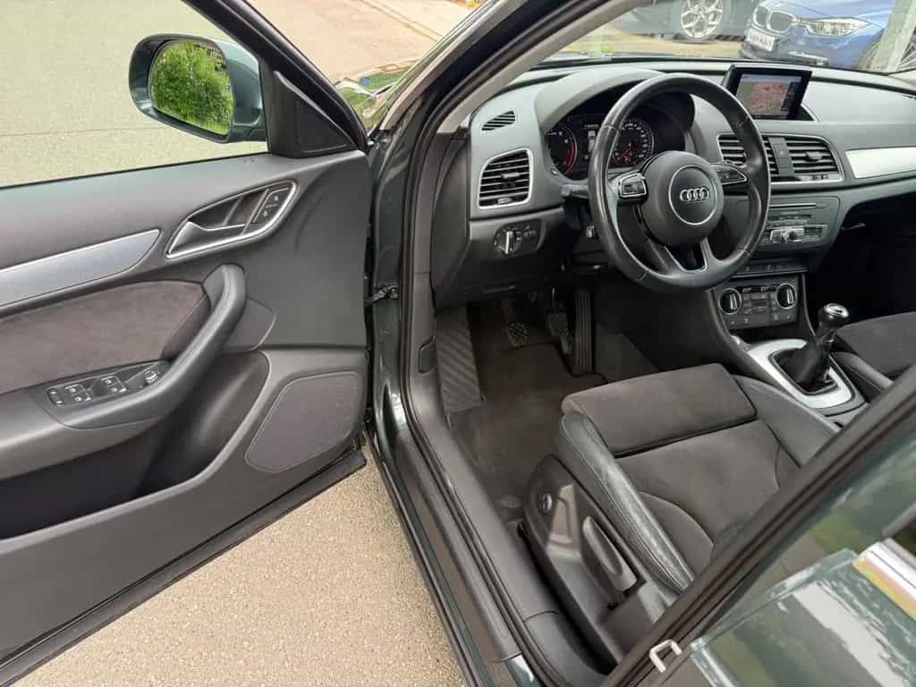 Audi Q3 Navi,Xenon,DSP,18",Sportsitze Alcantara 07/2018-photo-19