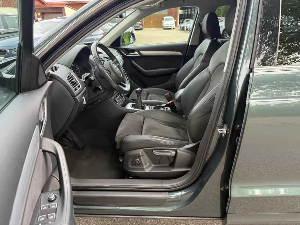 Audi Q3 Navi,Xenon,DSP,18",Sportsitze Alcantara 07/2018-photo-21