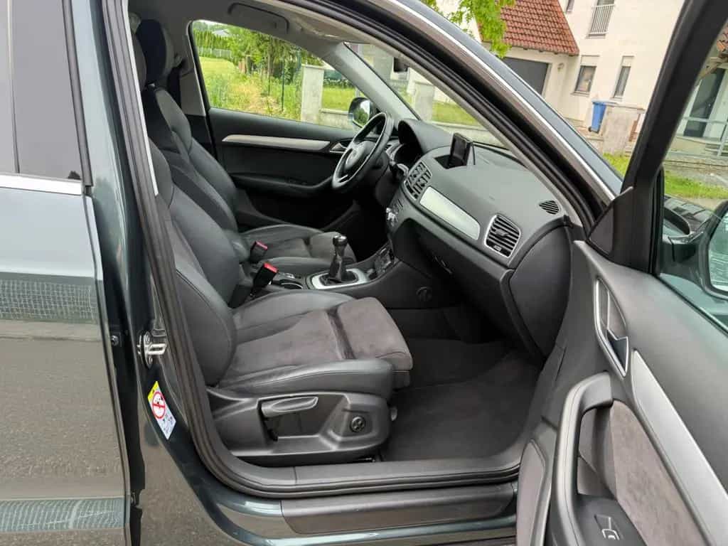 Audi Q3 Navi,Xenon,DSP,18",Sportsitze Alcantara 07/2018-photo-25