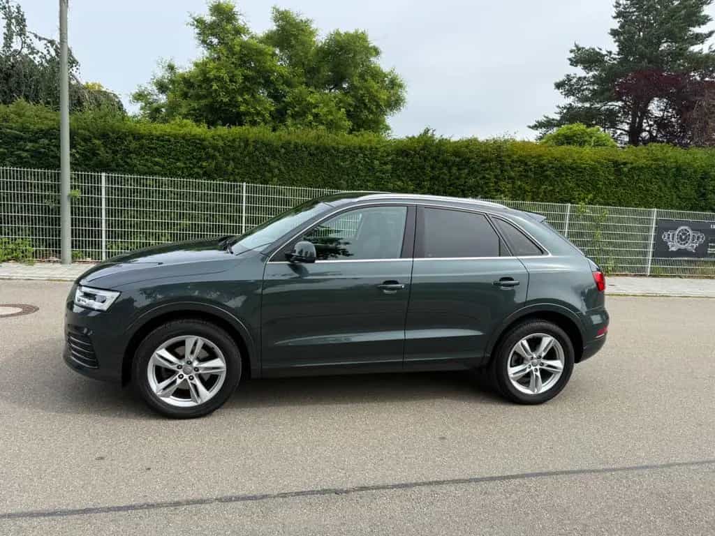 Audi Q3 Navi,Xenon,DSP,18",Sportsitze Alcantara 07/2018-photo-5