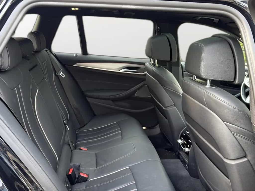 BMW 540 d xDrive - Voll - Garantie- Top gepflegt 09/2020-photo-12
