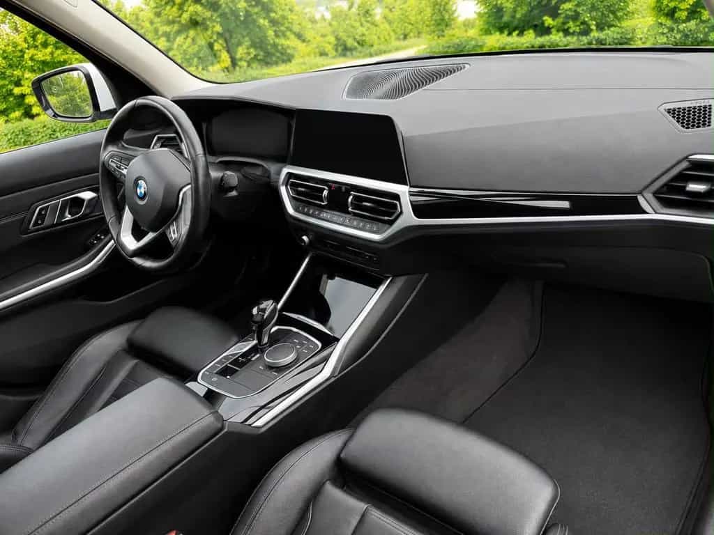 BMW 320 d Luxury Line Automatik Luxury Line 11/2019-photo-3