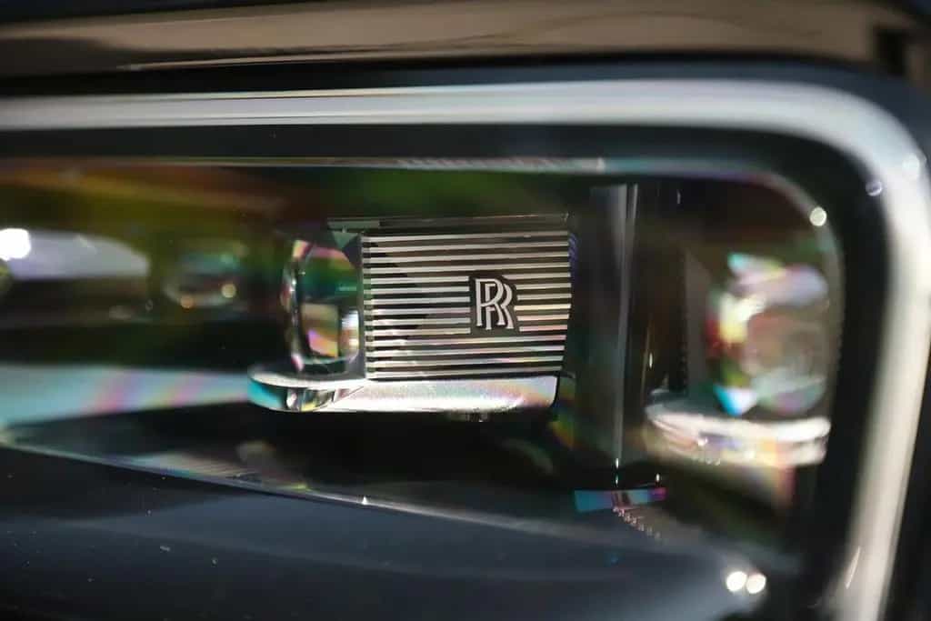 Rolls-Royce Cullinan Black Badge 2026 Sanctuary Seats 04/2026-photo-15