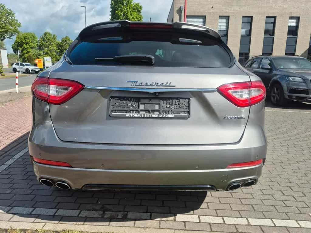 Maserati Levante Diesel 3.0 TDI Leder Navi LED 03/2017-photo-11