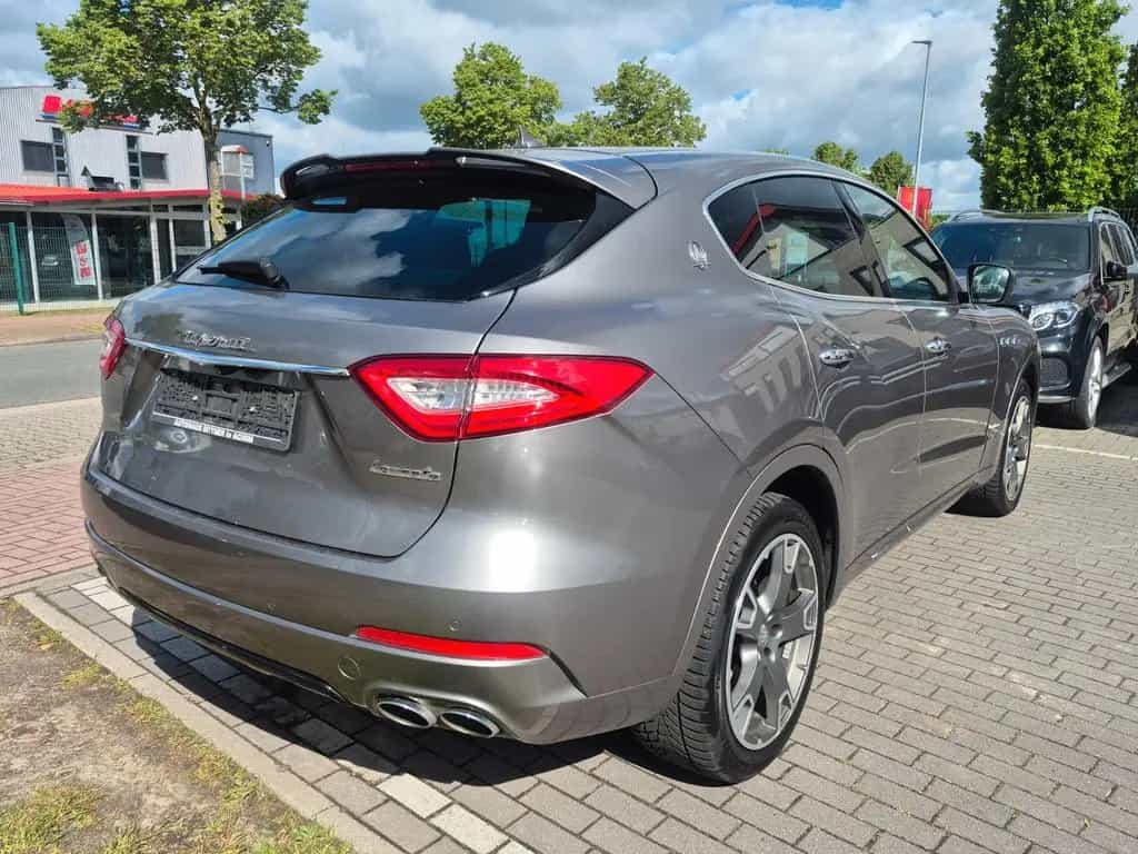 Maserati Levante Diesel 3.0 TDI Leder Navi LED 03/2017-photo-12