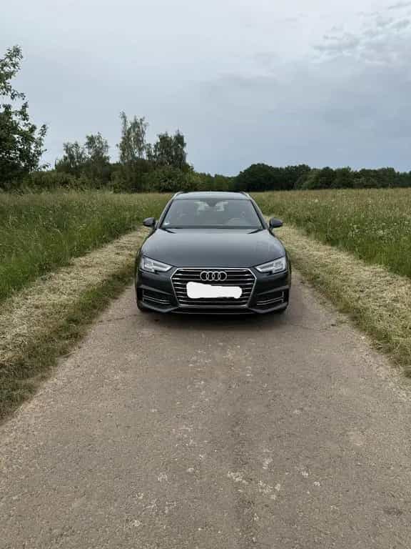 Audi A4 40 TFSI S tronic Avant - 01/2020-photo-2