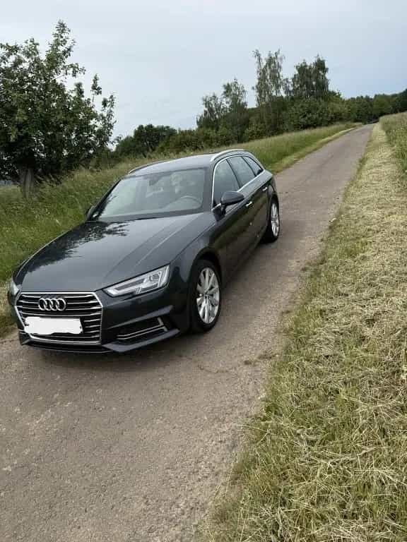 Audi A4 40 TFSI S tronic Avant - 01/2020-photo-4
