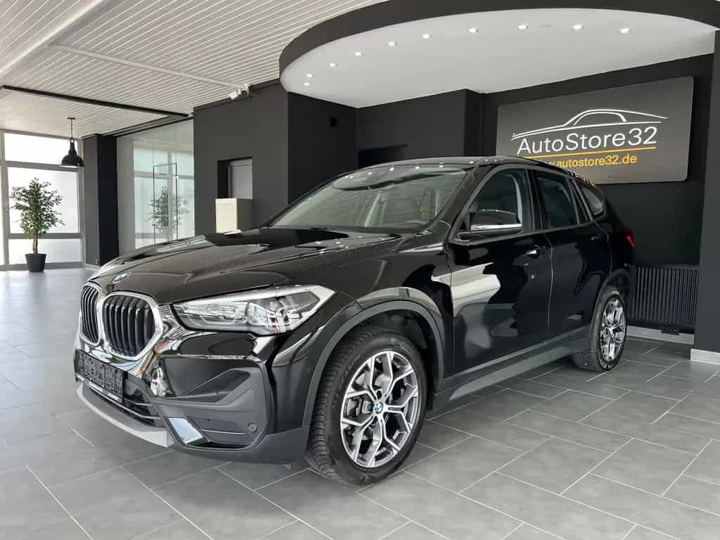 BMW X1 sDrive18i Steptronic *LED*CAM*CarPlay*18"LMF* 10/2022-photo-0