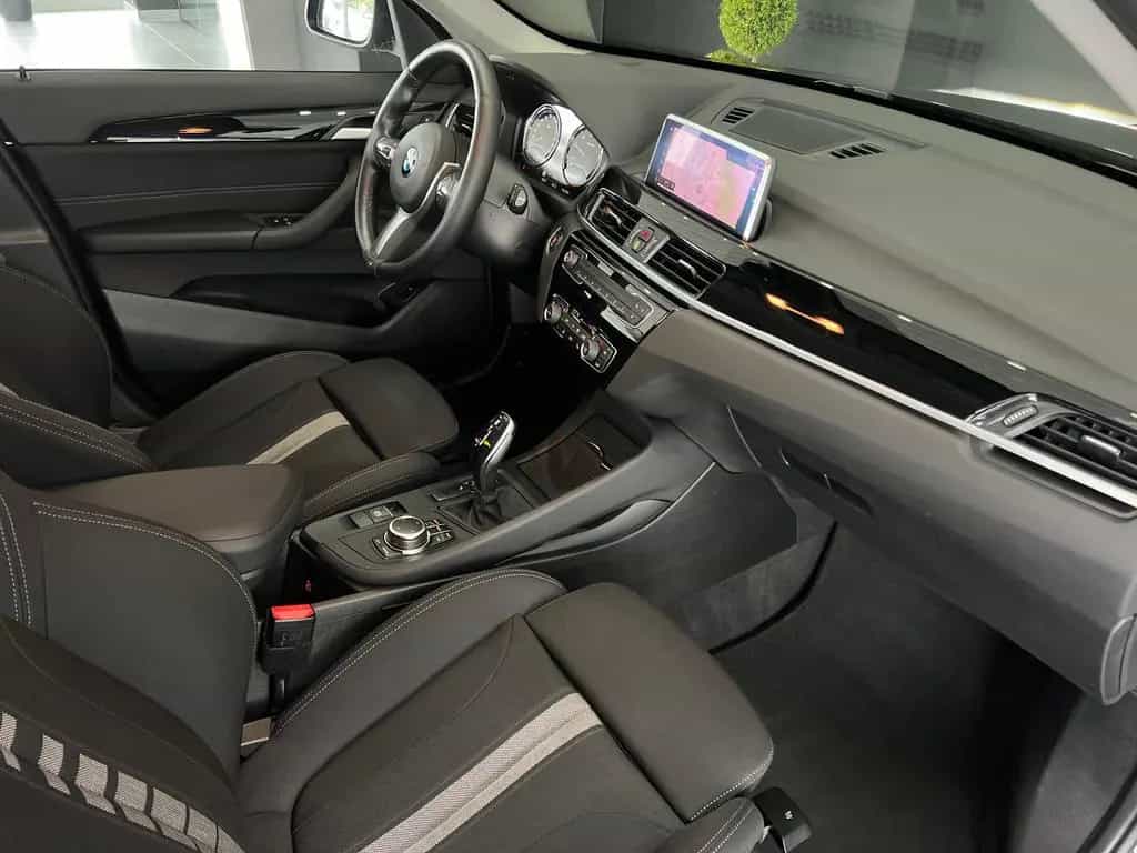 BMW X1 sDrive18i Steptronic *LED*CAM*CarPlay*18"LMF* 10/2022-photo-8