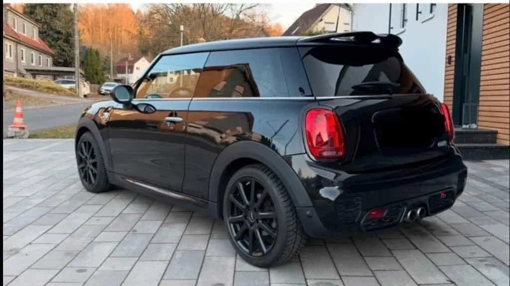 MINI Cooper S Coupé Works 04/2016-photo-3