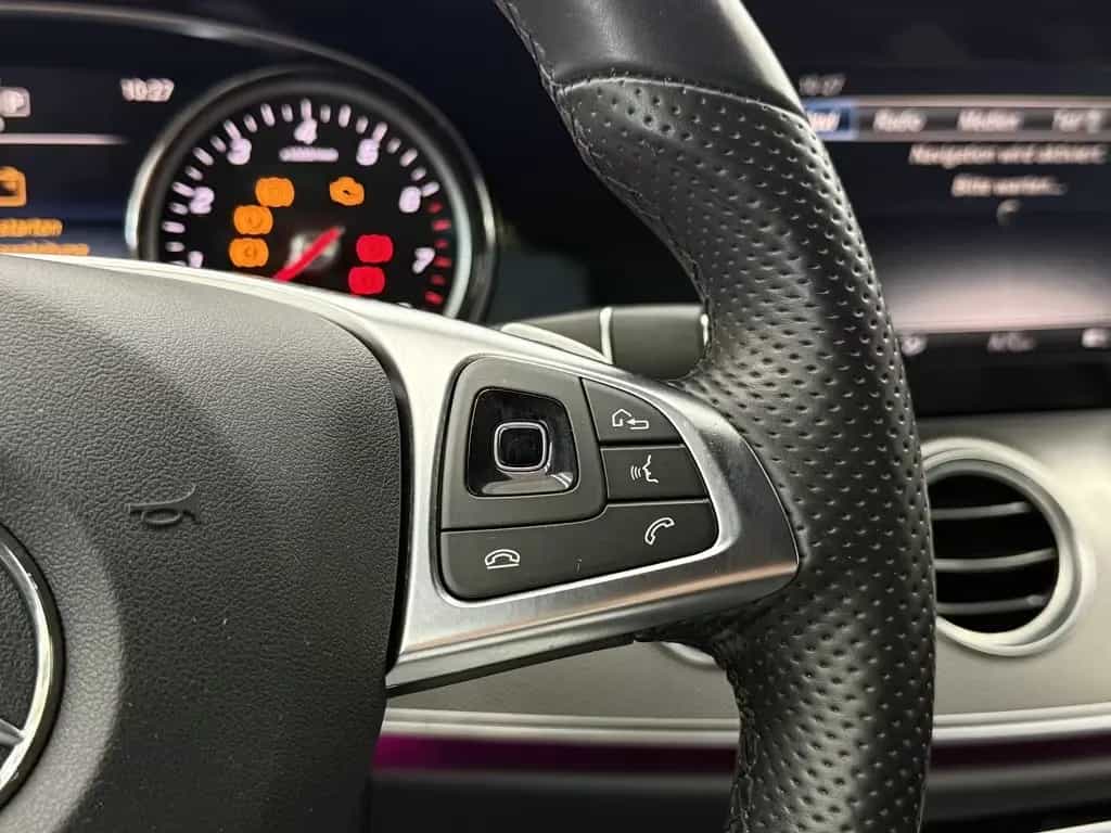 Mercedes-Benz E 200 T CGI AMG Line, LED, Leder, Pano, 9G, Navi 03/2017-photo-16