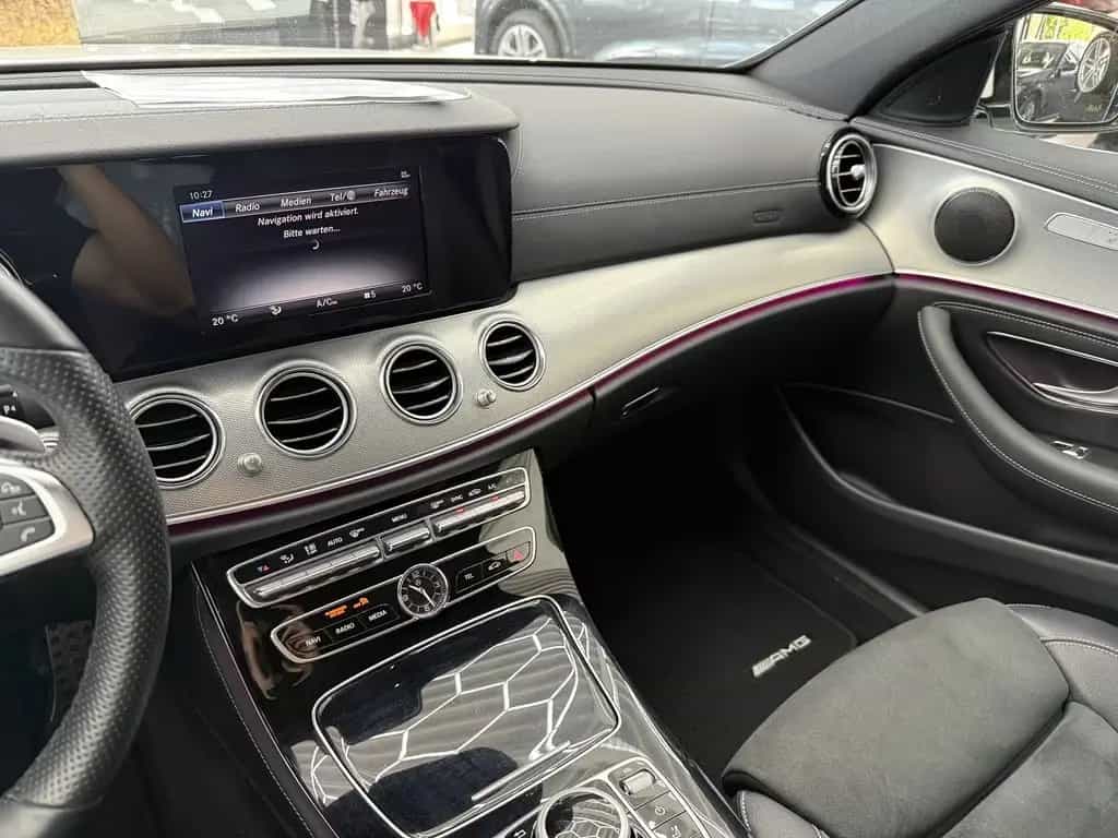 Mercedes-Benz E 200 T CGI AMG Line, LED, Leder, Pano, 9G, Navi 03/2017-photo-17