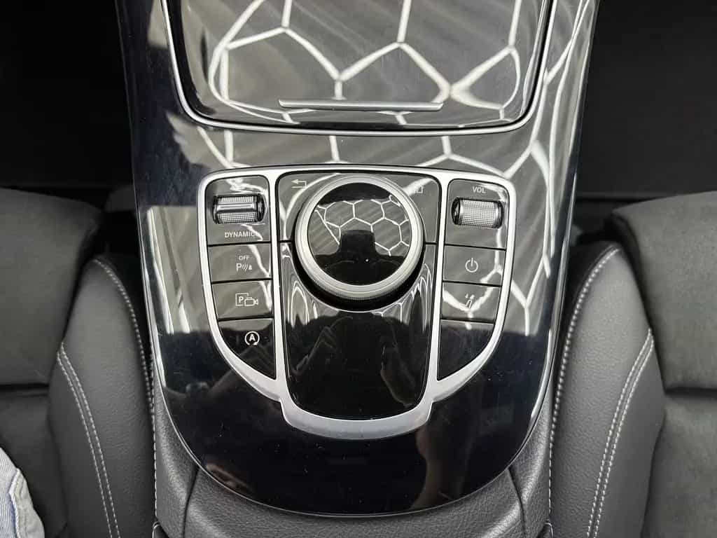 Mercedes-Benz E 200 T CGI AMG Line, LED, Leder, Pano, 9G, Navi 03/2017-photo-18