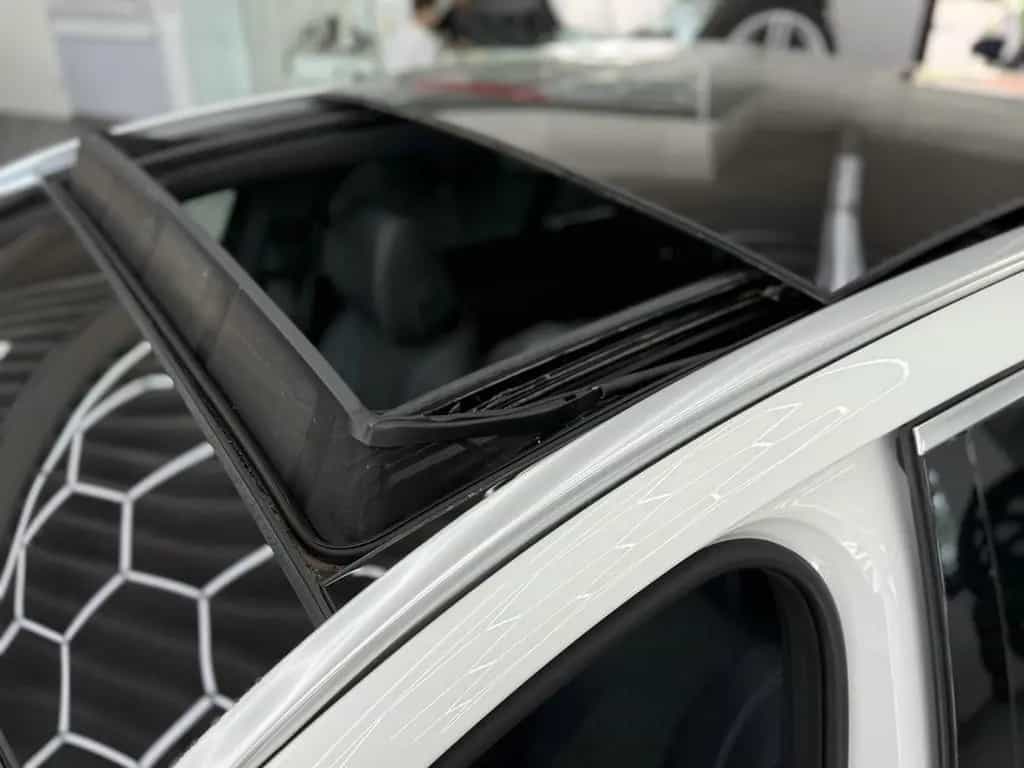 Mercedes-Benz E 200 T CGI AMG Line, LED, Leder, Pano, 9G, Navi 03/2017-photo-27