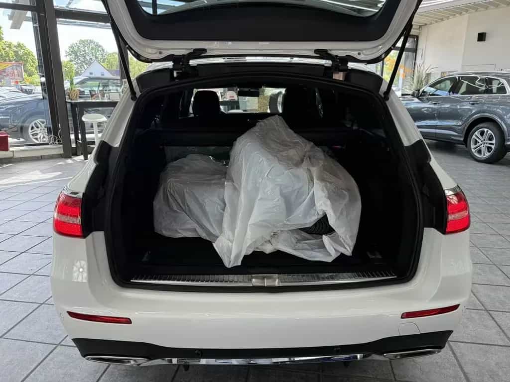 Mercedes-Benz E 200 T CGI AMG Line, LED, Leder, Pano, 9G, Navi 03/2017-photo-8