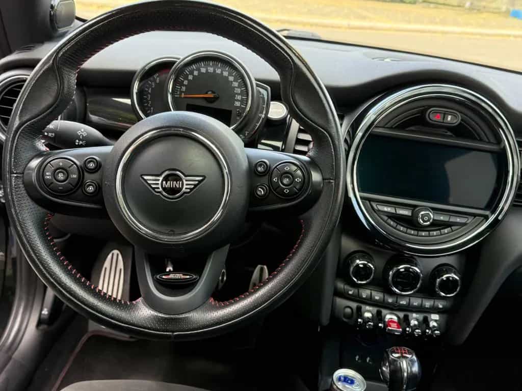 MINI Cooper S JCW, 18" JCW, Pano, Audio, scheckheft 01/2019-photo-6