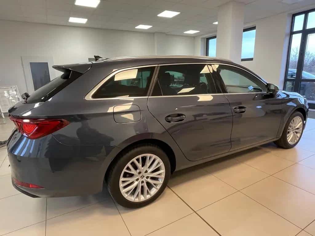 Seat Leon ST SportsTourer Xcellence TSI 110 KW AHK 02/2021-photo-2
