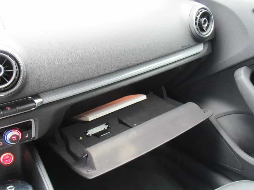 Audi A3 ambiente 04/2013-photo-16