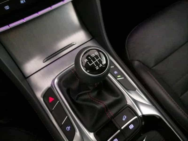 Other Other MG HS 1.5 t Luxury 03/2023-photo-12