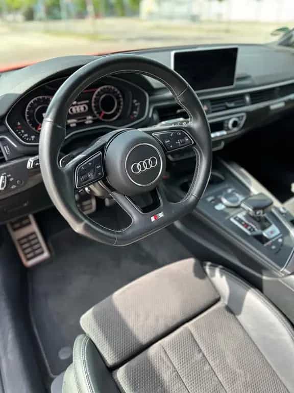 Audi S4 3.0 TFSI tiptronic quattro Avant -AHK und 06/2018-photo-3