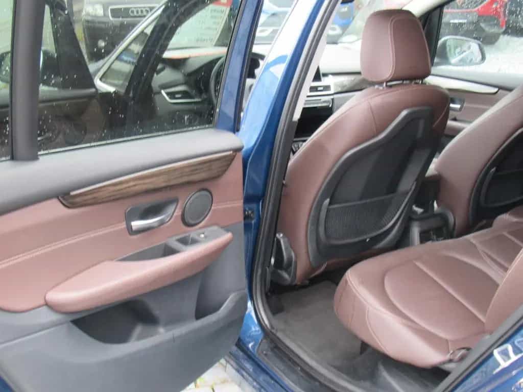 BMW 218 2 Gran Tourer 218 i Luxury Line 01/2021-photo-18