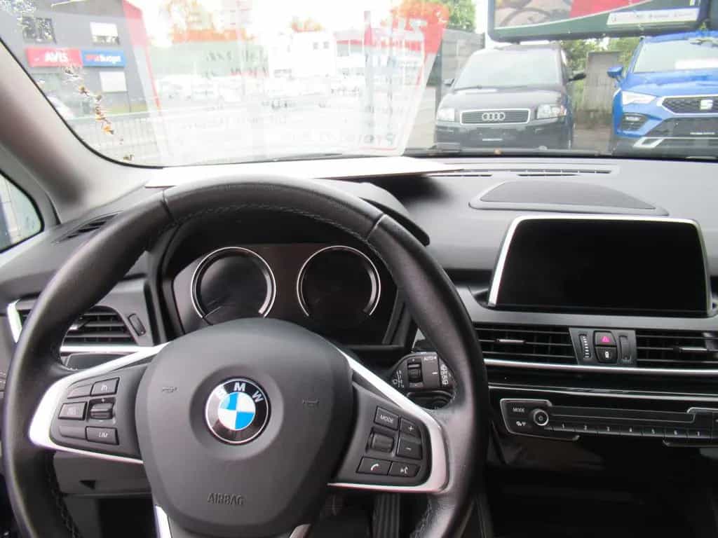 BMW 218 2 Gran Tourer 218 i Luxury Line 01/2021-photo-25