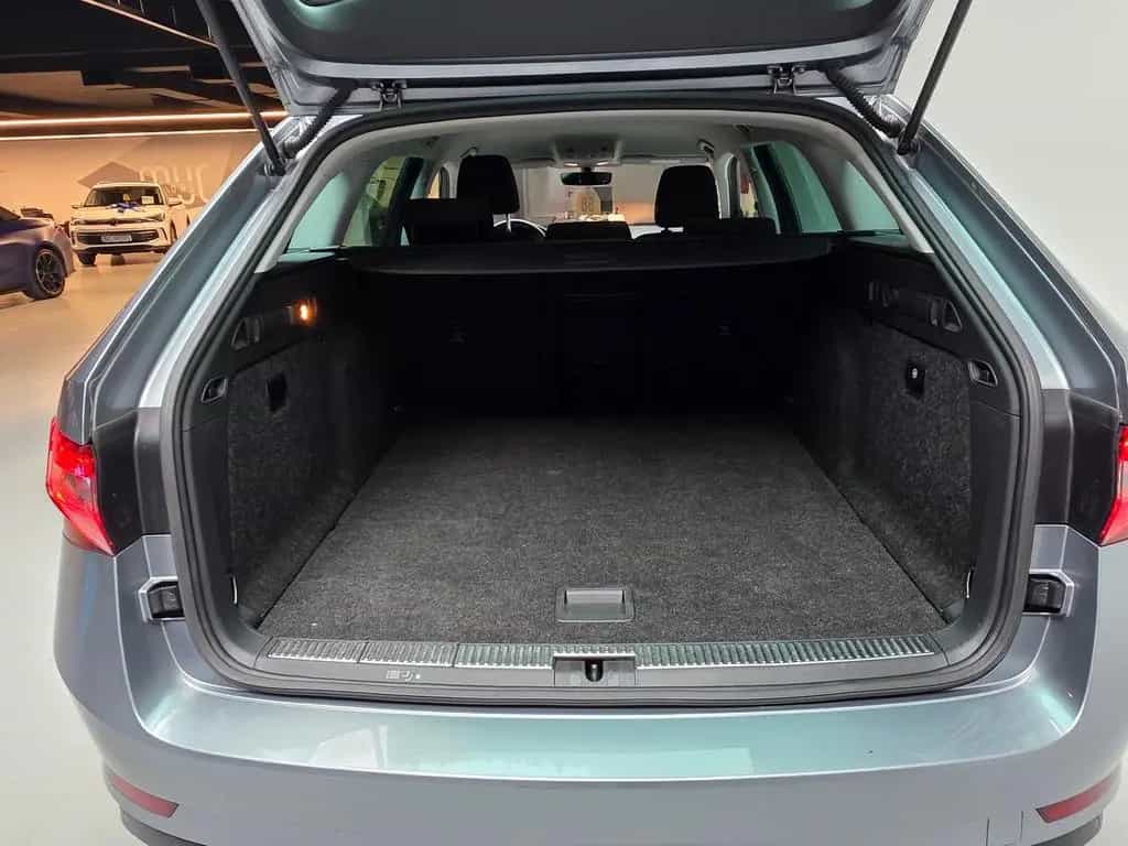 Skoda Superb 1.5 TSI ACT /Carplay/AHKschwenk./ACC 05/2019-photo-24